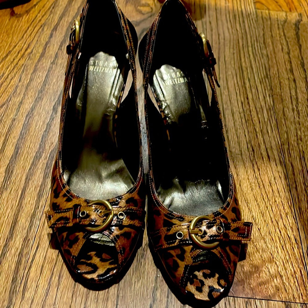 HOT Stuart Whitman leopard peep toe heels!!
